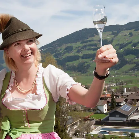 Ξενοδοχείο Elisabeth 4*